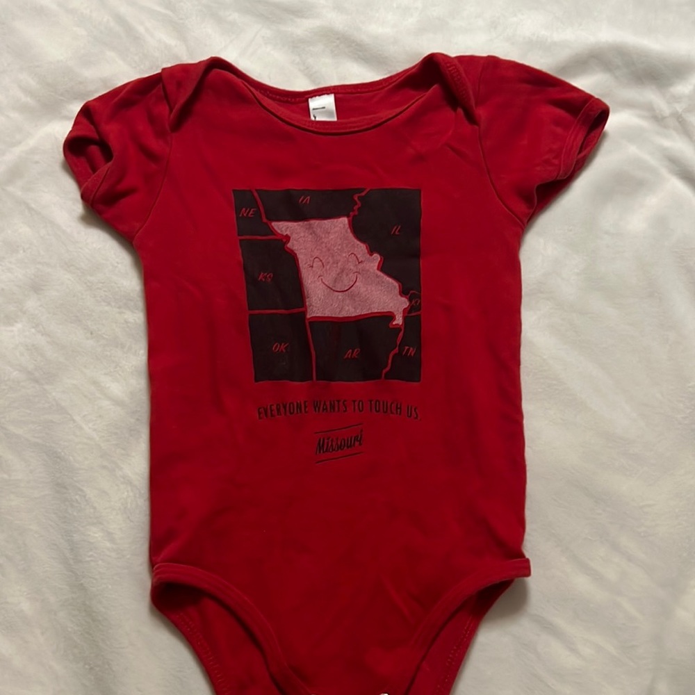 Boutique “Missouri” onesie